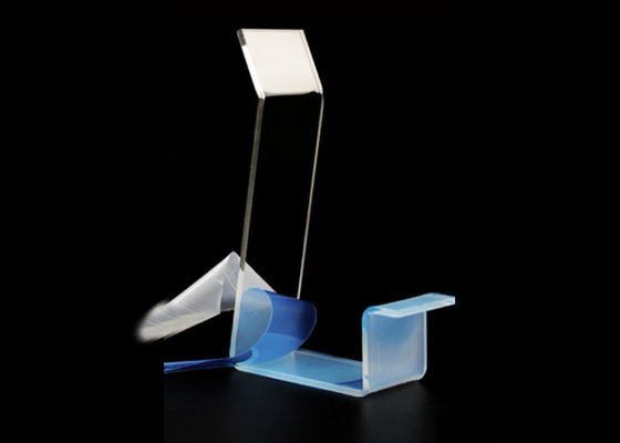 Banco di mostra acrilico trasparente della scarpa, colonne montanti di plastica dell'esposizione della radura del dettagliante