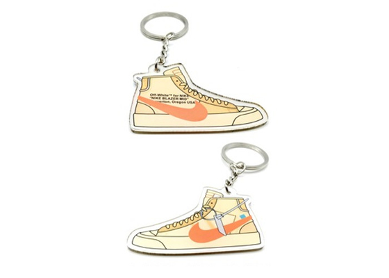 Buona durezza di Keychain tagliata laser degli anelli portachiavi acrilici su ordinazione acrilici dell'articolo da arredamento
